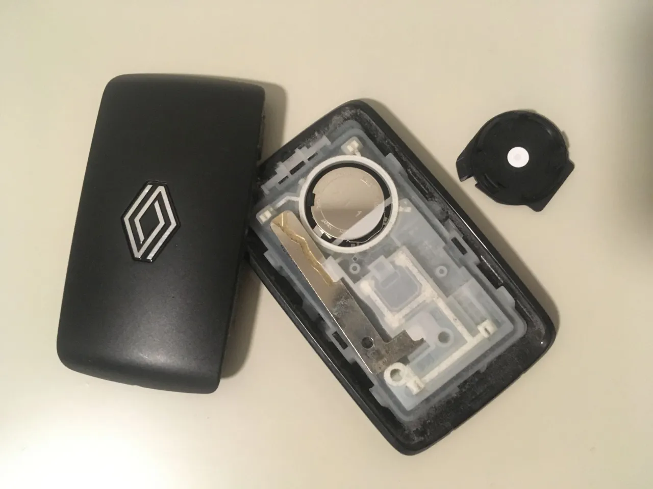 kluczyk samochodowy bateria wymiana diy vs serwis