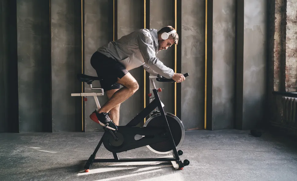 Zdjęcie Co to jest trening cardio? Odkryj jego korzyści i rodzaje ćwiczeń