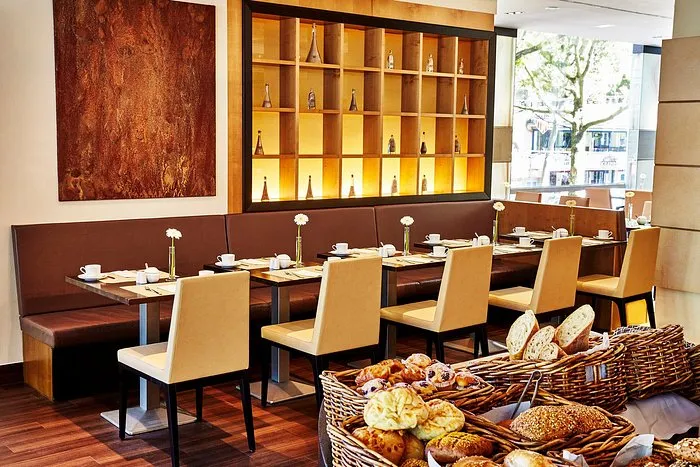 Restaurant Sands Steigenberger Hotel K&ouml;ln Interieur