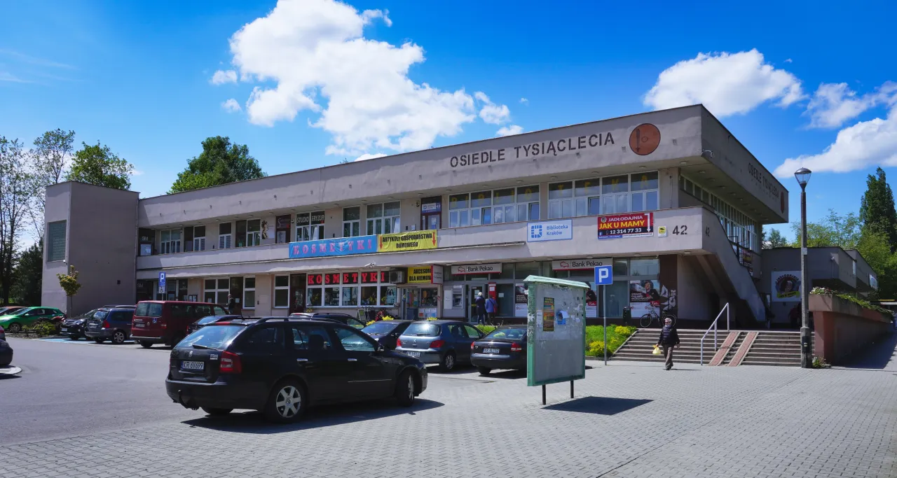 Parking Osiedle Tysiąclecia Krak&oacute;w