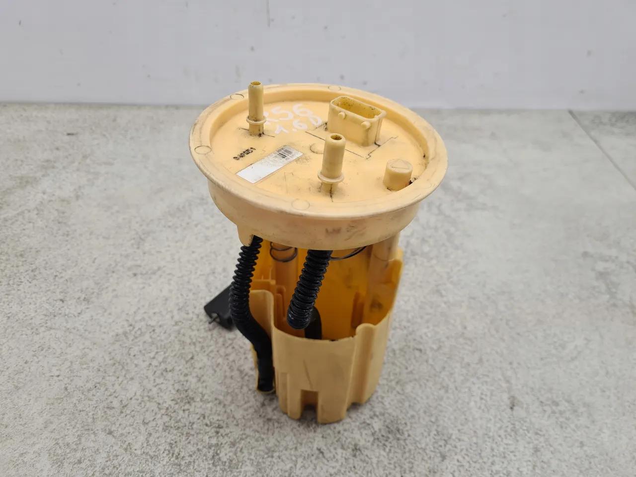 Mini Cooper R56 schemat zbiornika paliwa czujnik