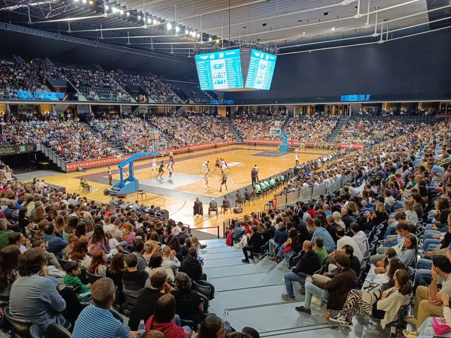 Federación Navarra de Baloncesto sede Navarra Arena