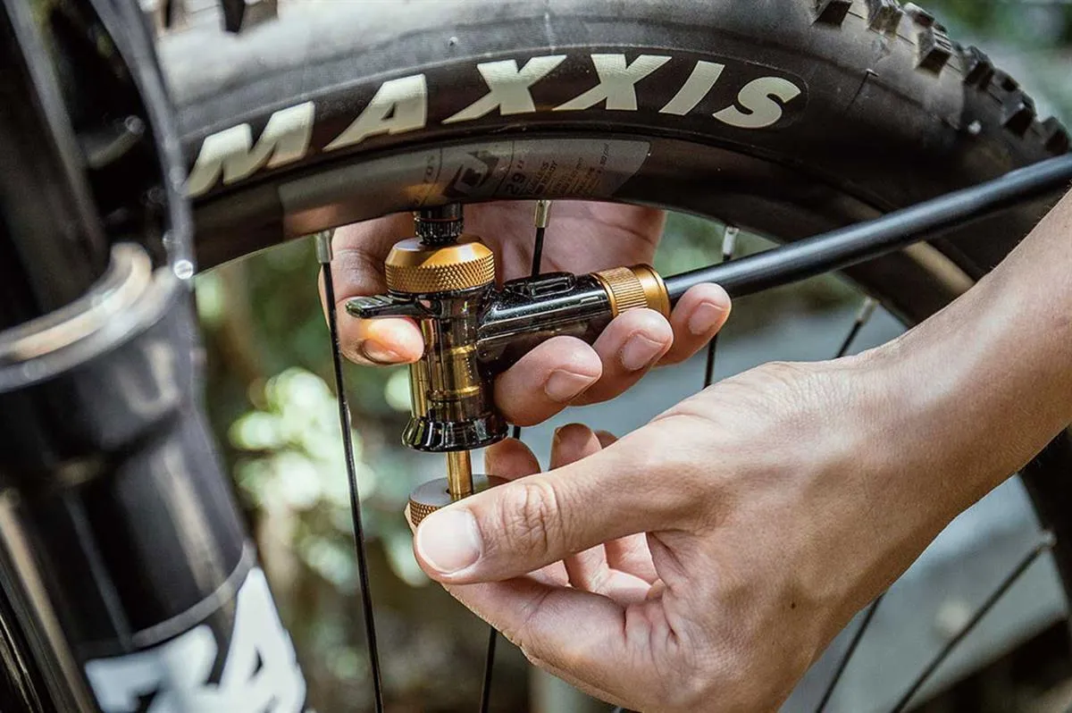 różne typy rowerów ciśnienie w oponach