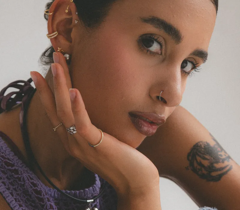 wygojone przekłucie nosa, kolczyk k&oacute;łko