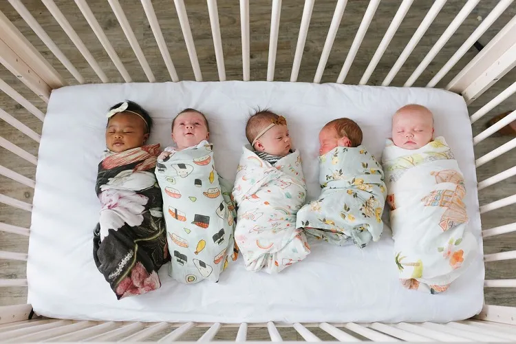 rodzaje otulaczy dla niemowląt