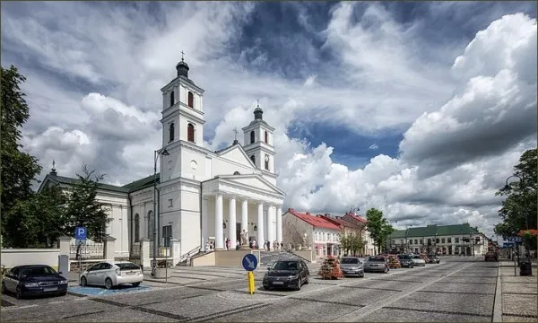 Zdjęcie Suwałki atrakcje: Odkryj niezwykłe miejsca, które musisz zobaczyć