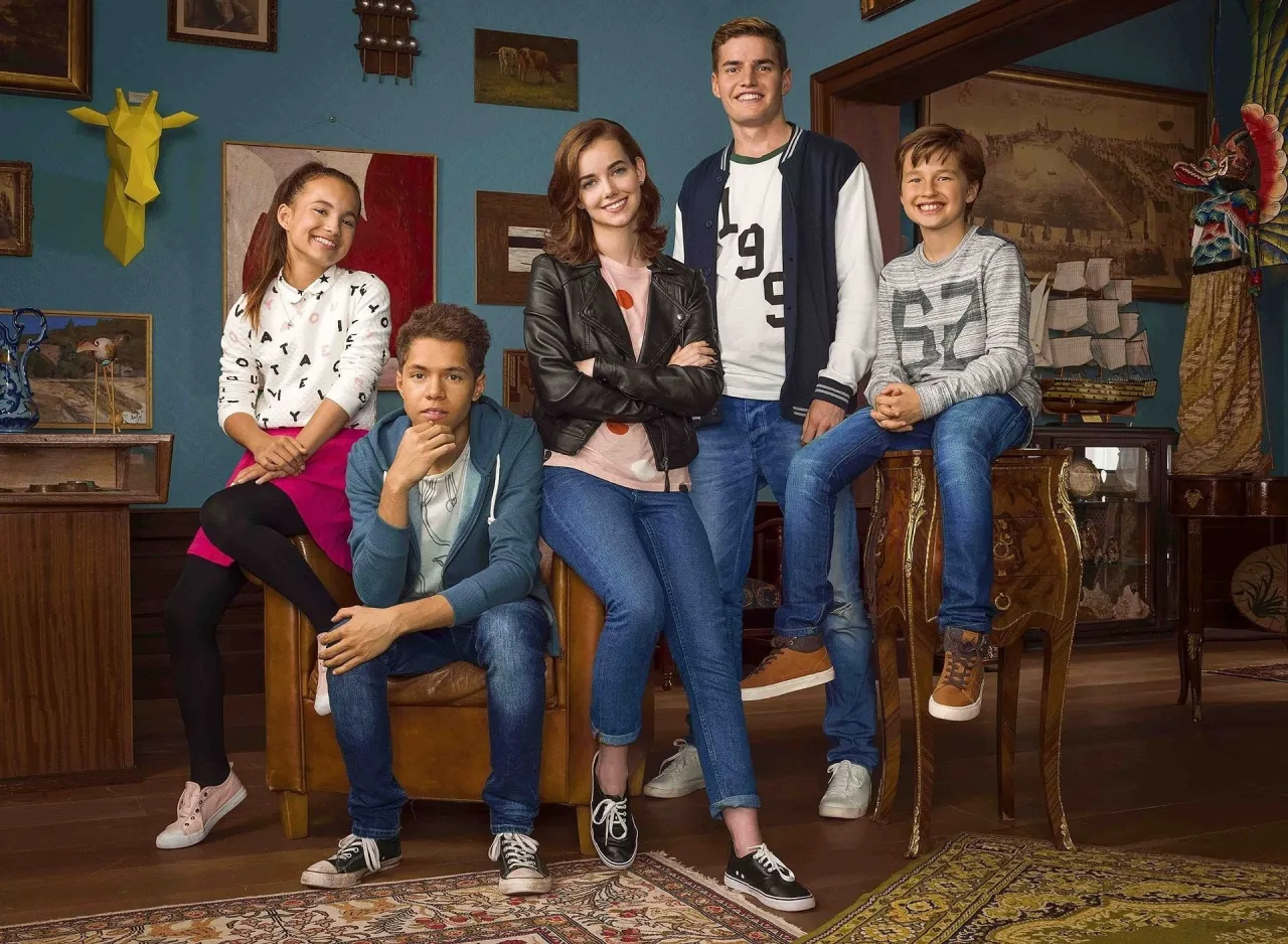 Zagadka rodziny Hunterów sezon 1 fabuła