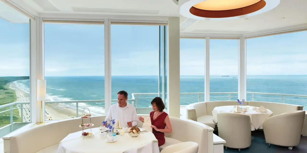 Hotel Neptun Warnemünde Café Himmelblau Panorama