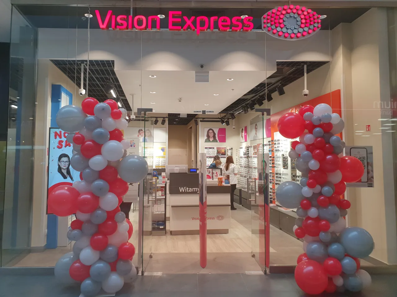 naprawa okular&oacute;w drobne usterki vision express