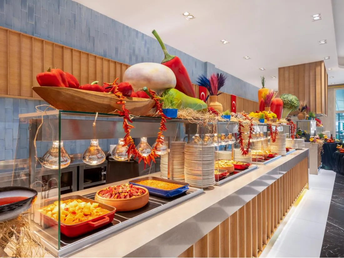 Delphin Imperial Hotel Buffet Restaurant