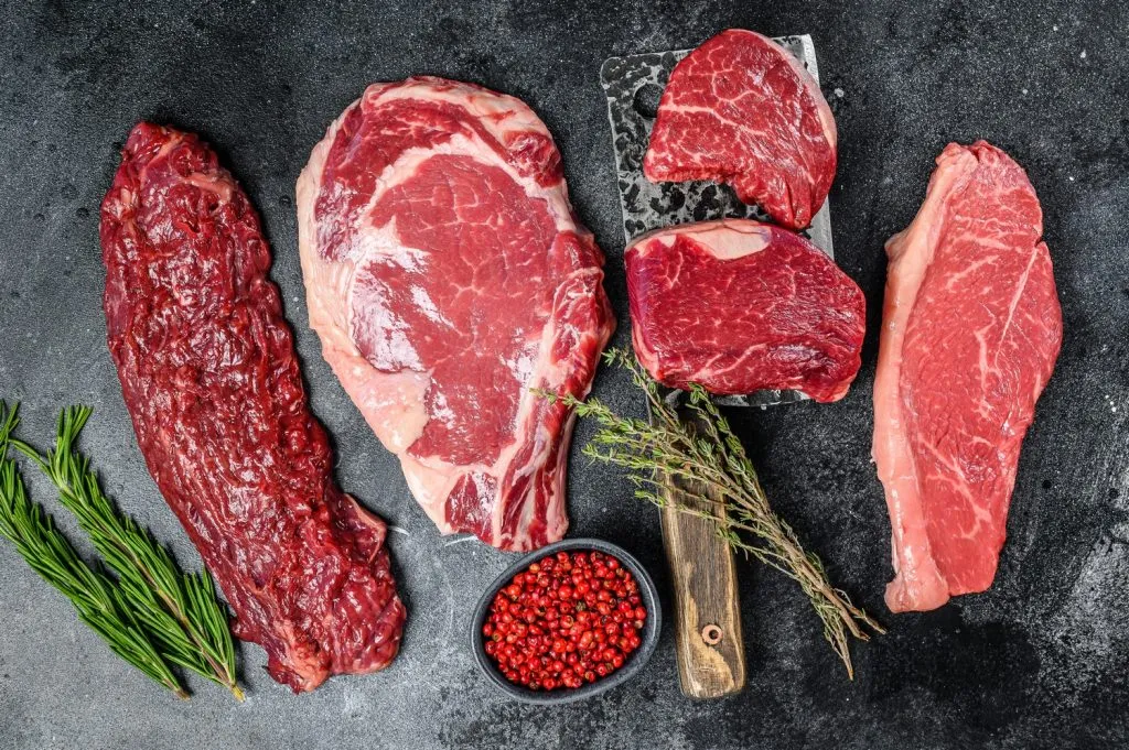 różne rodzaje steków wołowych