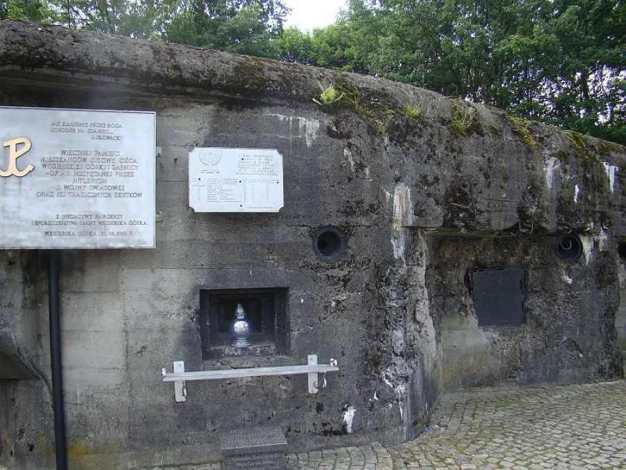 Fortyfikacje Węgierska G&oacute;rka schrony bojowe