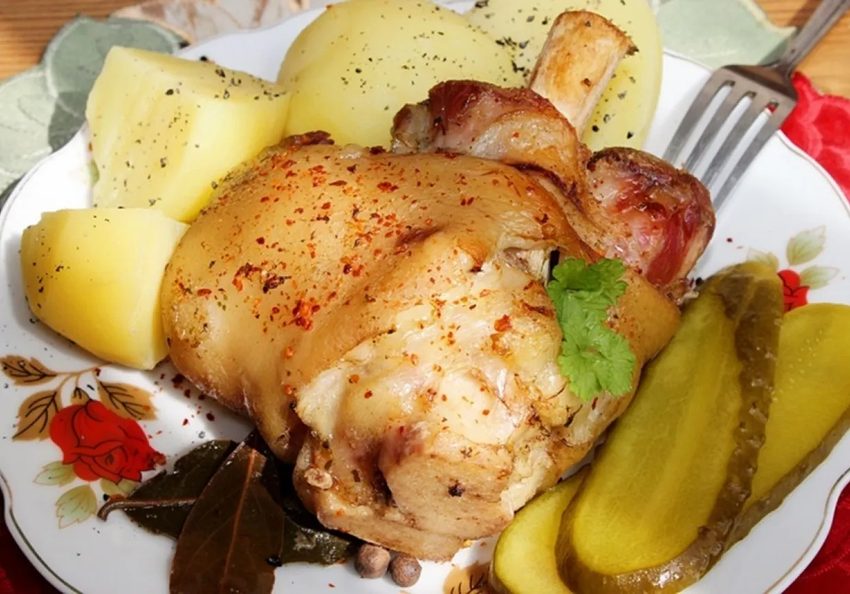 Wywar z gotowania golonki