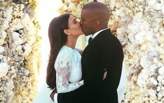 Kim Kardashian Kanye West suknia ślubna Givenchy