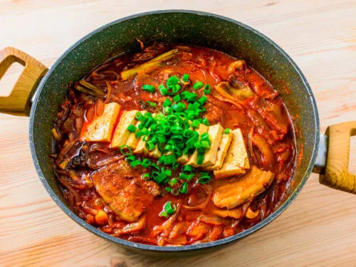 kimchi jjigae