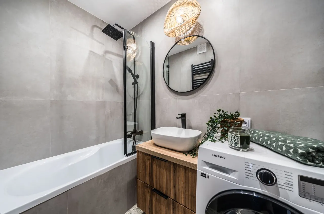 nowoczesna łazienka po remoncie, kuchnia w zabudowie