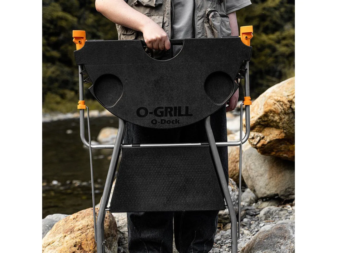 różne typy stołów na grilla, mobilny, stacjonarny, składany