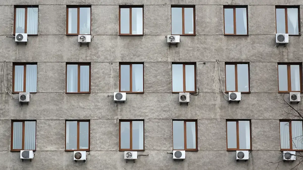 instalacja klimatyzacji w trudnych warunkach