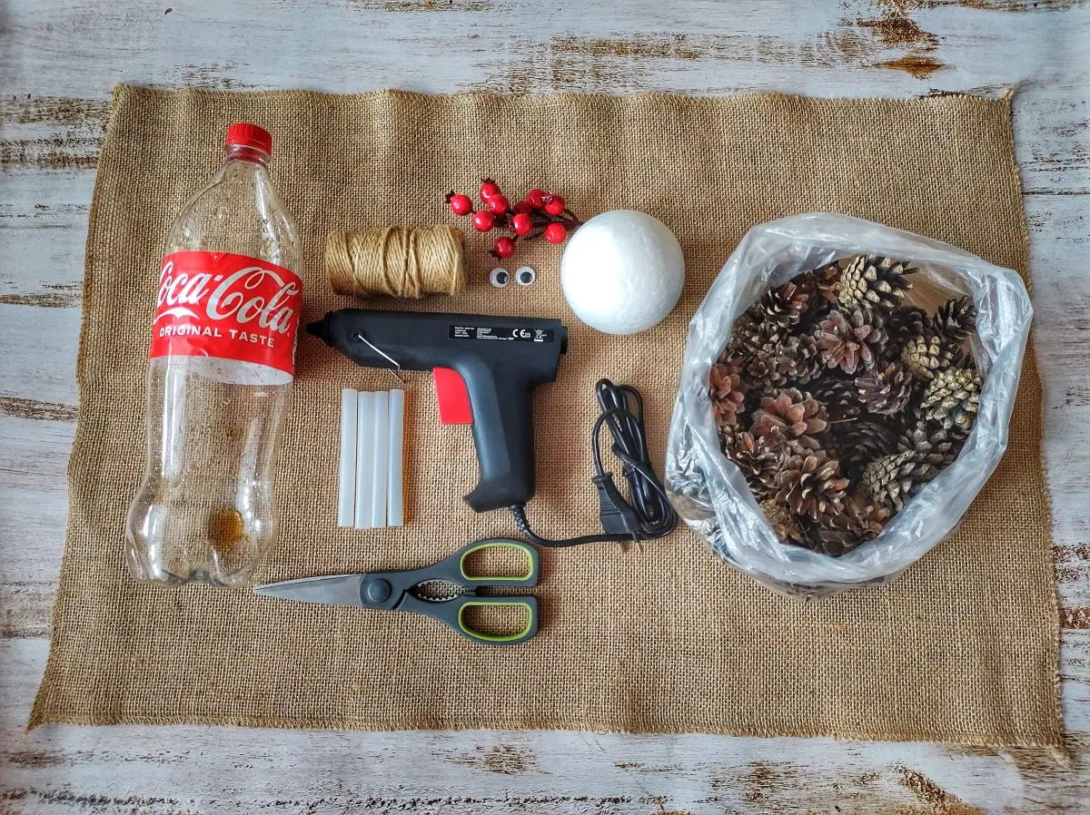 jeż z butelki do ogrodu