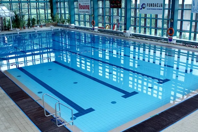Basen Fundacji Elektrowni Rybnik wnętrze