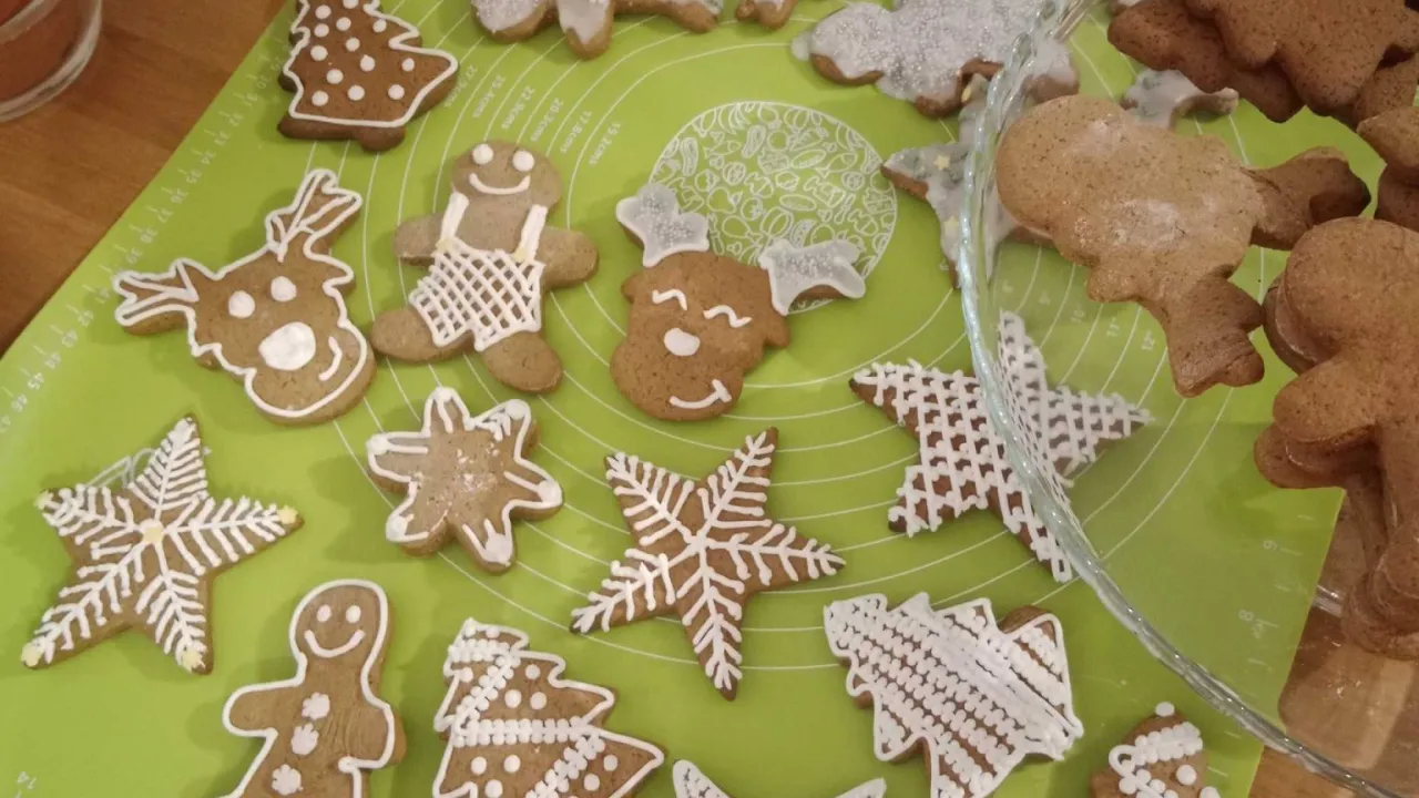 Jak zmiękczyć twarde ciastka