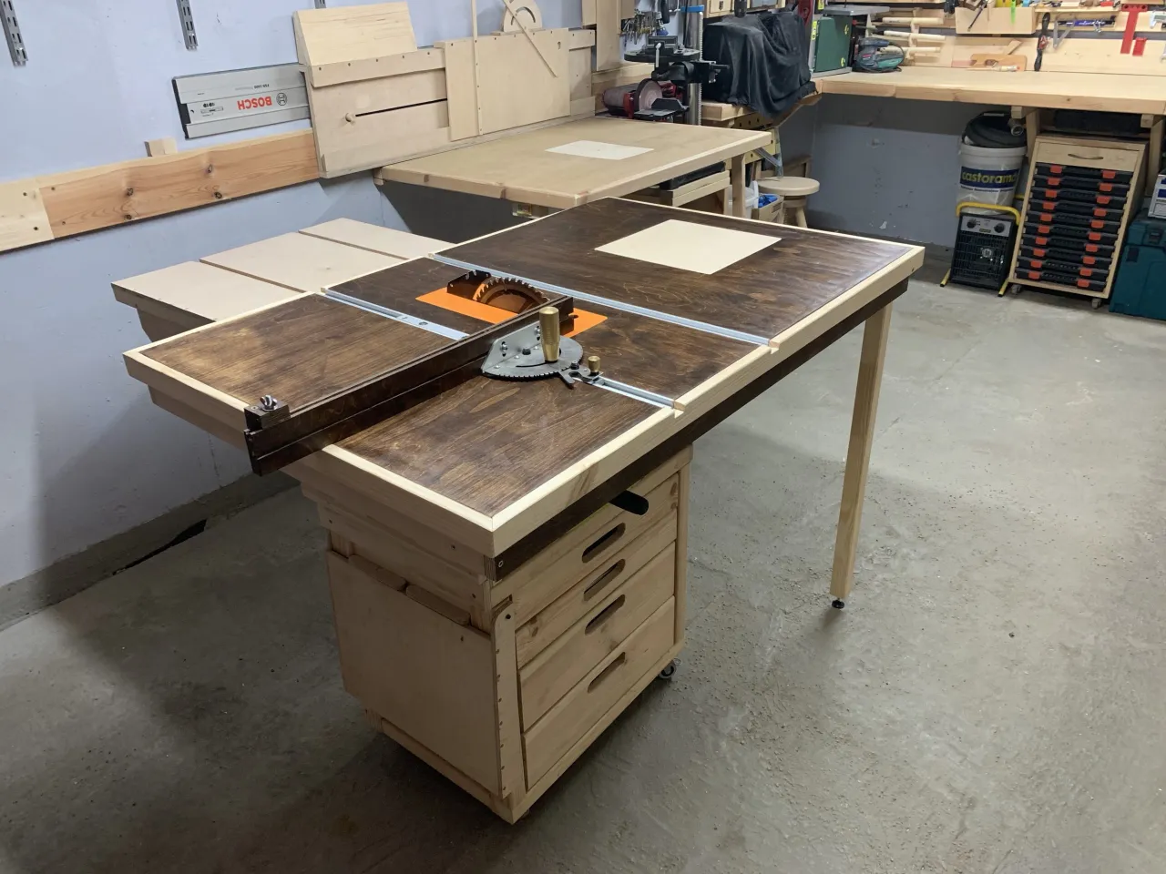 materiały do budowy stołu warsztatowego