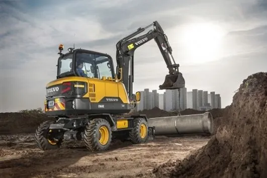 Zdjęcie Ile kosztuje kurs na koparki? Sprawdź ceny i ukryte koszty szkolenia