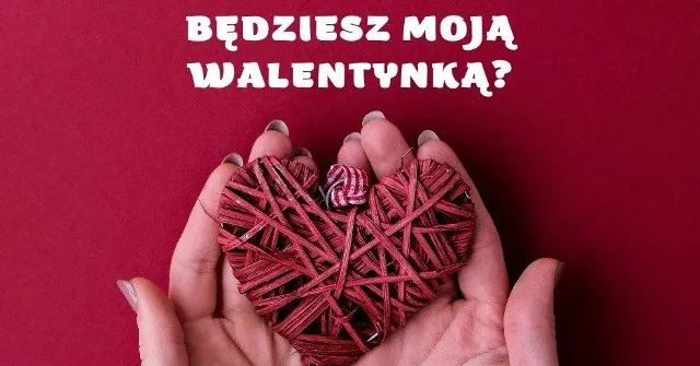 kobieta pisząca kartkę walentynkową, romantyczne życzenia