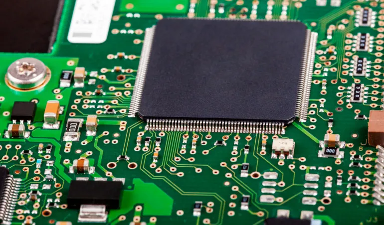 mikroprocesor smartfona przekrój