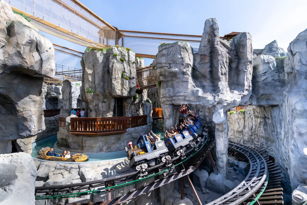 Tiroler Wildwasserbahn Alpenexpress Europa-Park neu