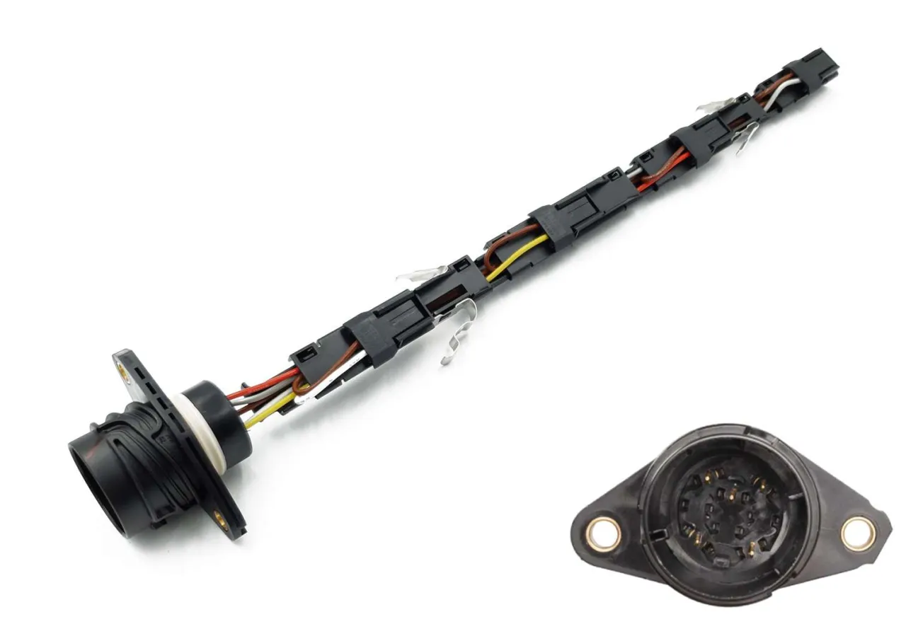 wiązka pompowtryskiwaczy 1.9 TDI pod pokrywą zawor&oacute;w