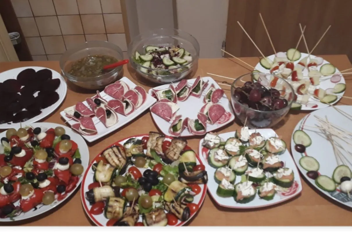 Zimne przekąski na Sylwestra do przygotowania dzień wcześniej