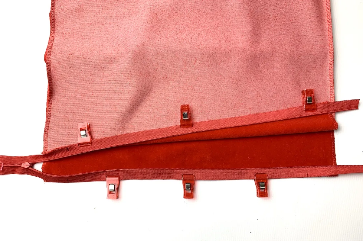 jak wszyć zamek kryty do poszewki