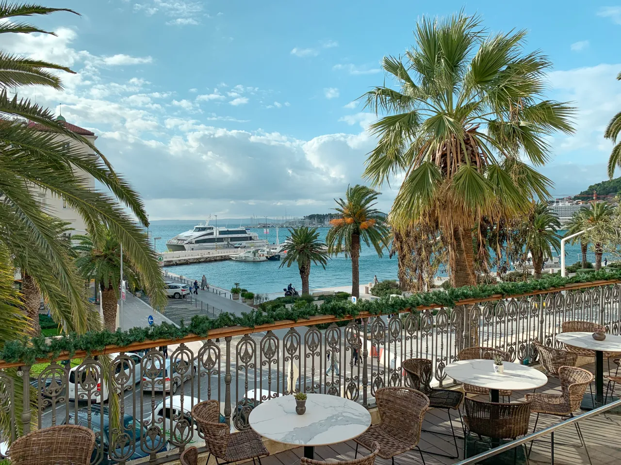 Restauracja Split widok na morze