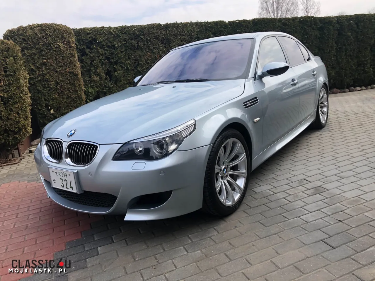 Zdjęcie BMW M5 V10 – potęga osiągów i luksus, która nie zawodzi