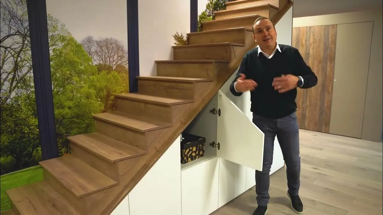 Zdjęcie Jak zabudować schody od spodu i zyskać funkcjonalną przestrzeń