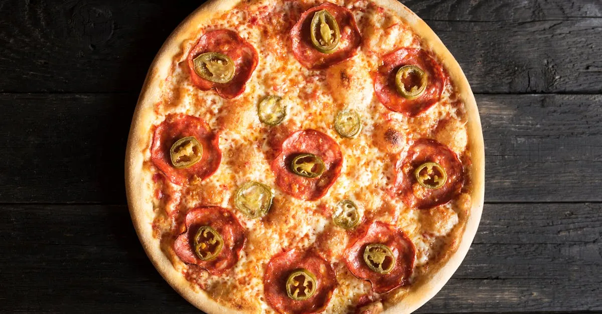 Zdjęcie Pizza z gruszką i serem pleśniowym – wyjątkowy smak na każdą okazję