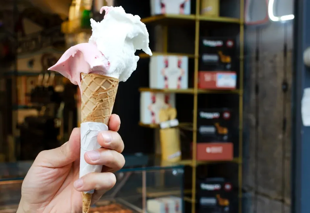 Zdjęcie Co zjeść w Neapolu: najlepsze potrawy i ukryte smaki tego miasta