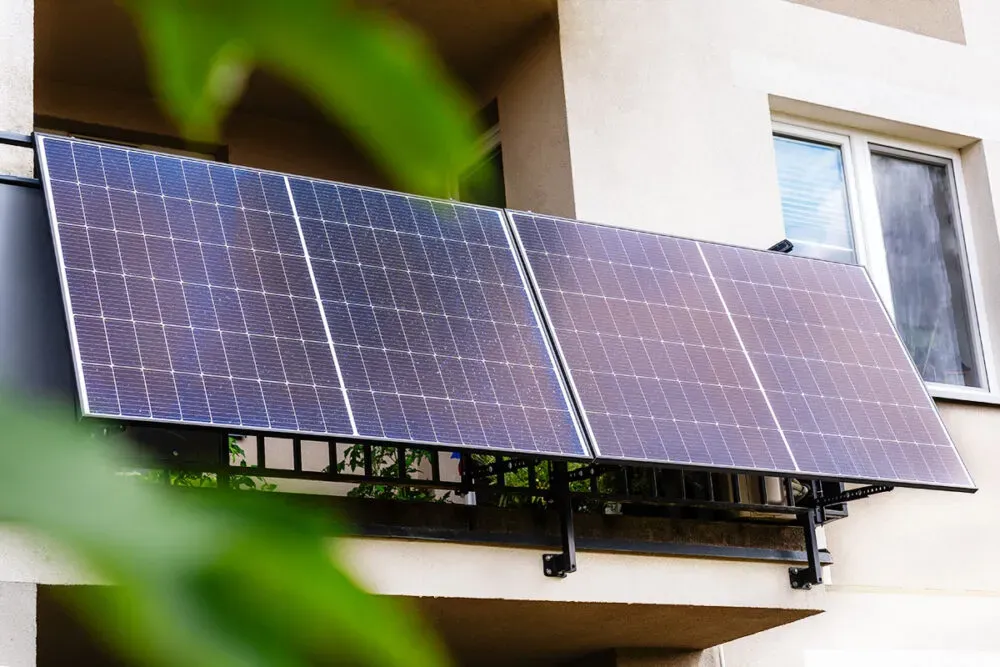 Zdjęcie Przydomowa elektrownia słoneczna: oszczędności i łatwa instalacja