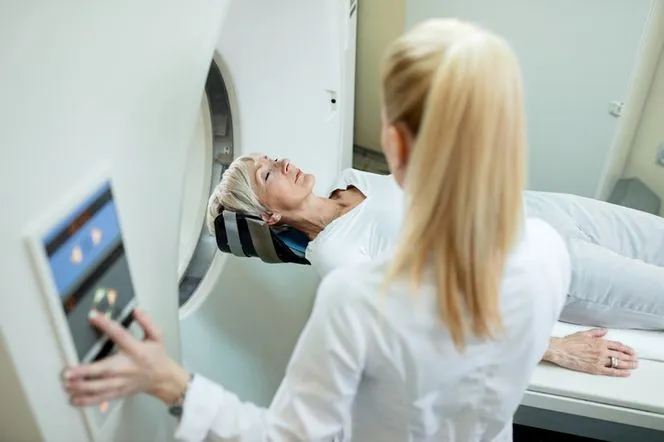Zdjęcie Jakie choroby psychiczne wykryje rezonans magnetyczny głowy i jak to działa