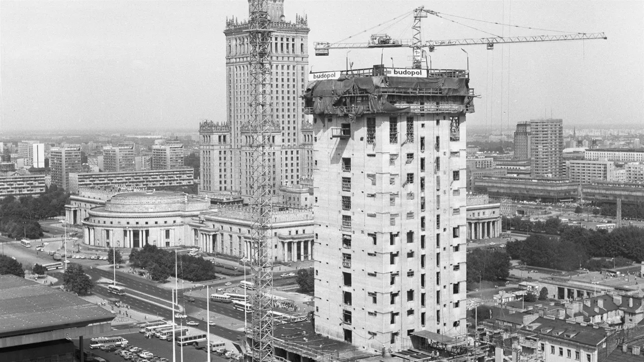 Zdjęcie Kiedy powstał hotel Marriott w Warszawie? Poznaj jego historię