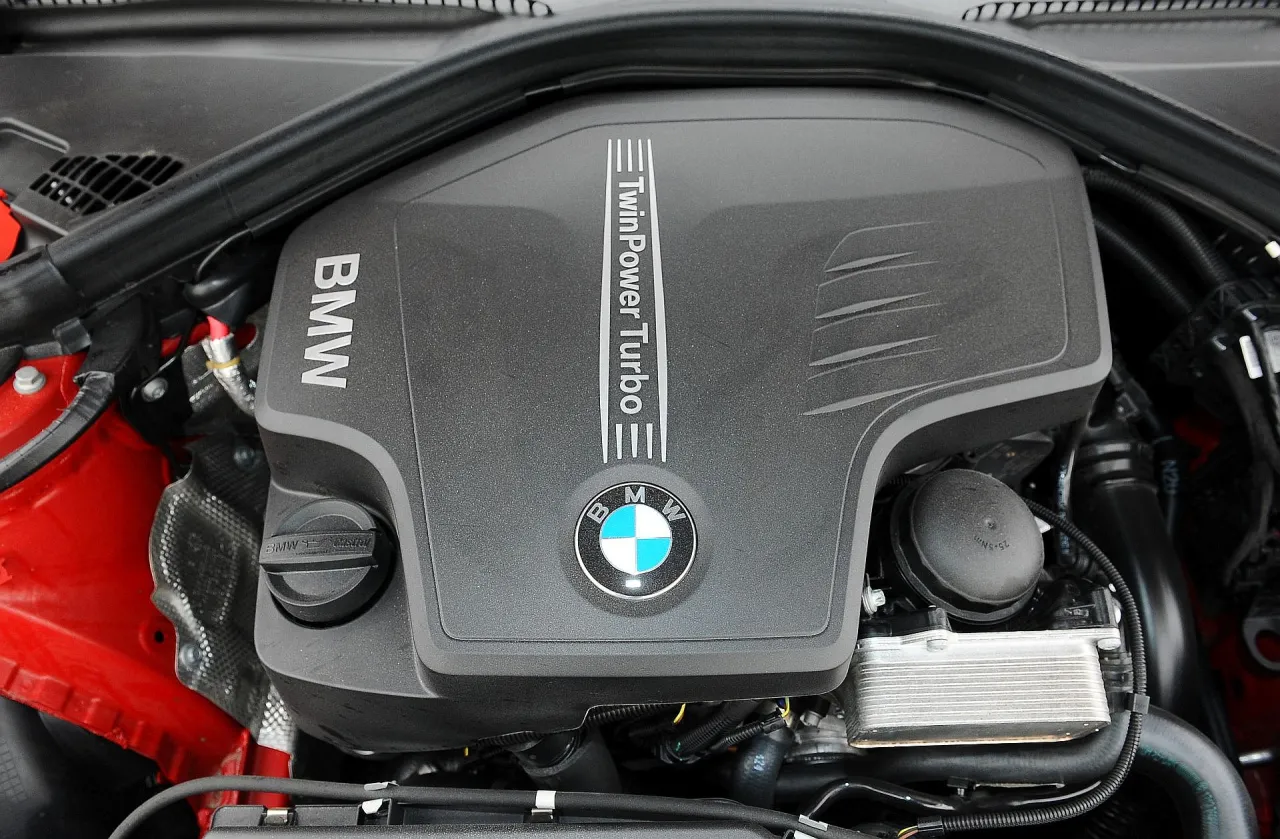 Zdjęcie BMW F30 jaki silnik - najlepsze opcje i pułapki do uniknięcia