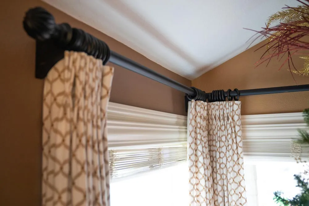 Zdjęcie Jak założyć karnisz bez błędów – proste kroki i praktyczne porady