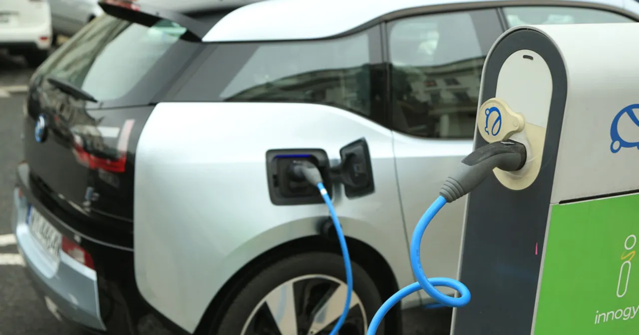 Obawy dotyczące żywotności baterii w samochodach elektrycznych