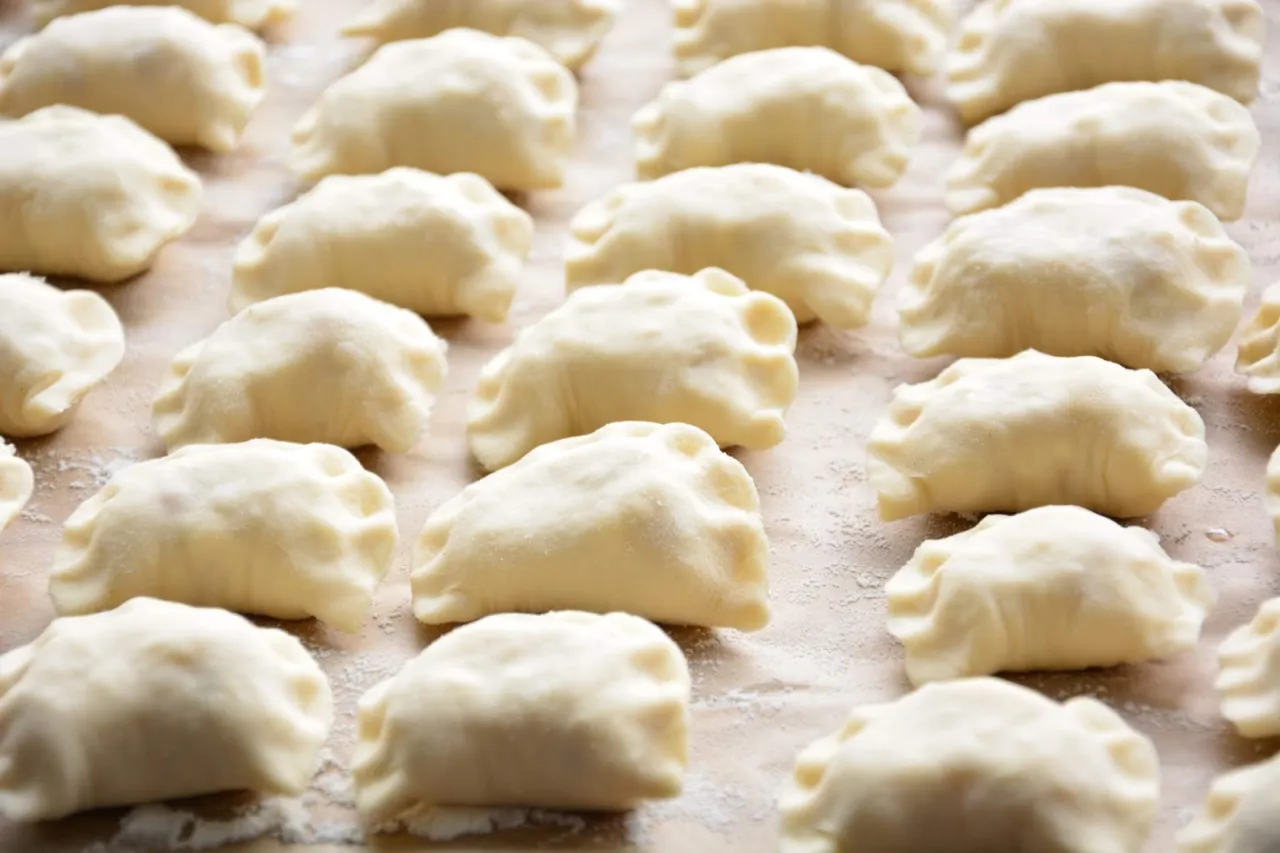 Ciasto na pierogi, elastyczne ciasto na pierogi