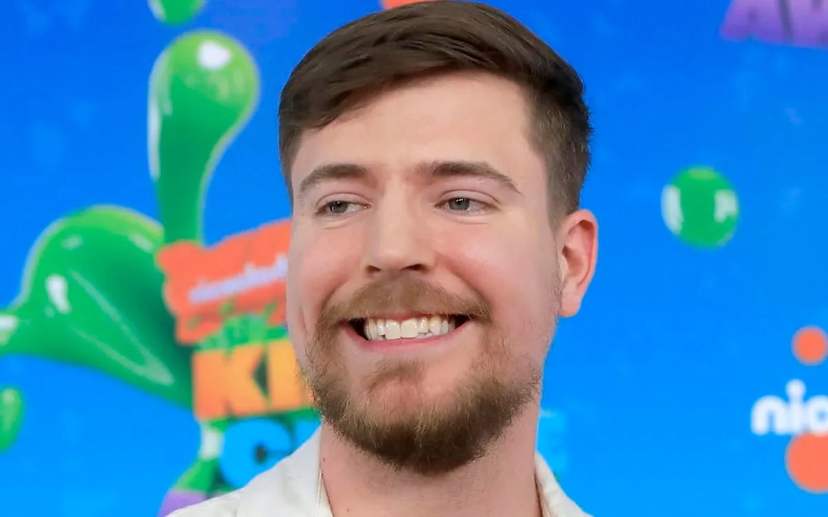 Zdjęcie W jakim kraju mieszka MrBeast? Zaskakujące fakty o jego życiu