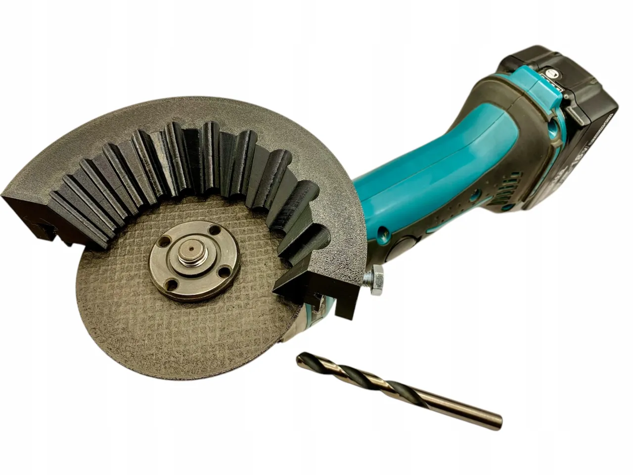 r&oacute;żne narzędzia do ostrzenia wierteł: szlifierka stołowa, ostrzałka elektryczna, pilnik