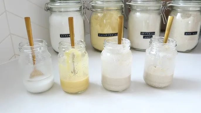 r&oacute;żne mąki bezglutenowe w słoikach