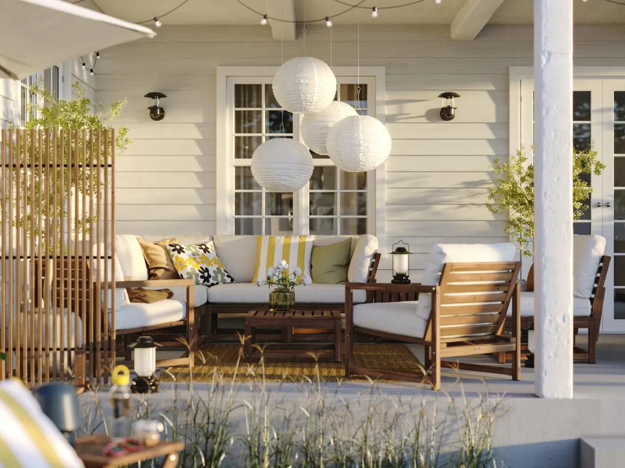 Meble ogrodowe na balkon i taras por&oacute;wnanie