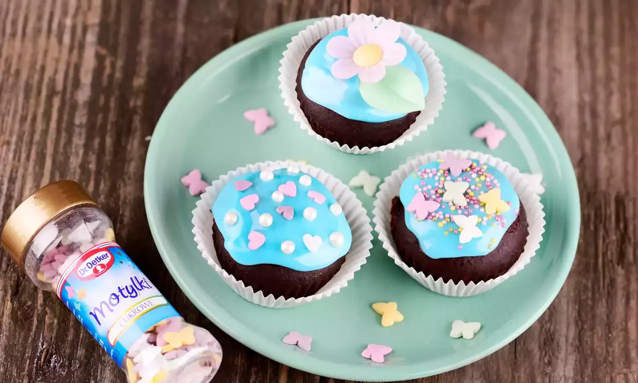 dekorowanie babeczek lukrem inspiracje